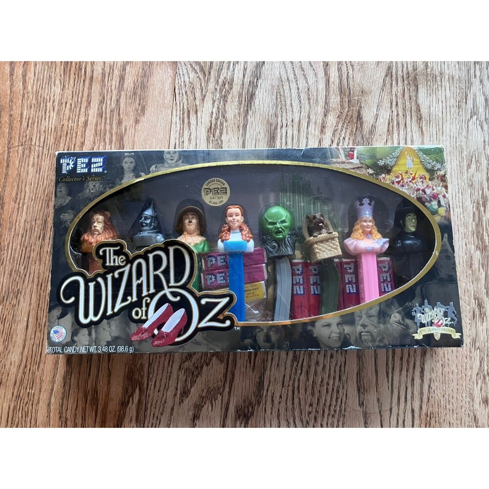 The Wizard of Oz Warner Brothers PEZ Collectors Series Limited Edition Gift Set